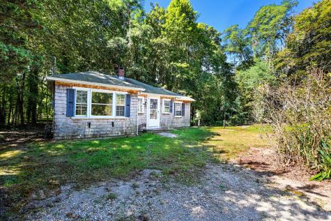 46 County Road North Falmouth MA 02556