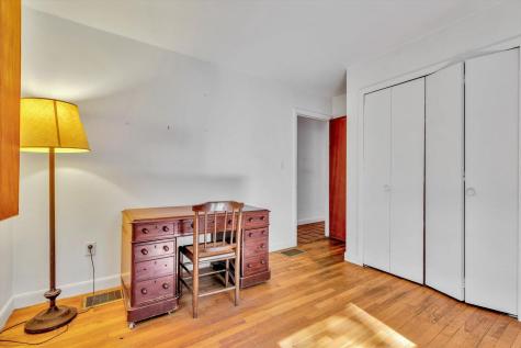 10 Shanks Pond Road Falmouth MA 02540