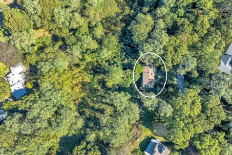 10 Shanks Pond Road Falmouth MA 02540