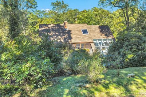 10 Shanks Pond Road Falmouth MA 02540