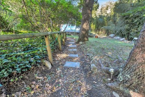 10 Shanks Pond Road Falmouth MA 02540