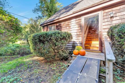 10 Shanks Pond Road Falmouth MA 02540