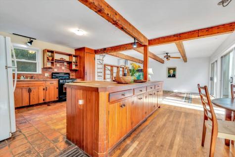 10 Shanks Pond Road Falmouth MA 02540