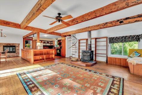 10 Shanks Pond Road Falmouth MA 02540