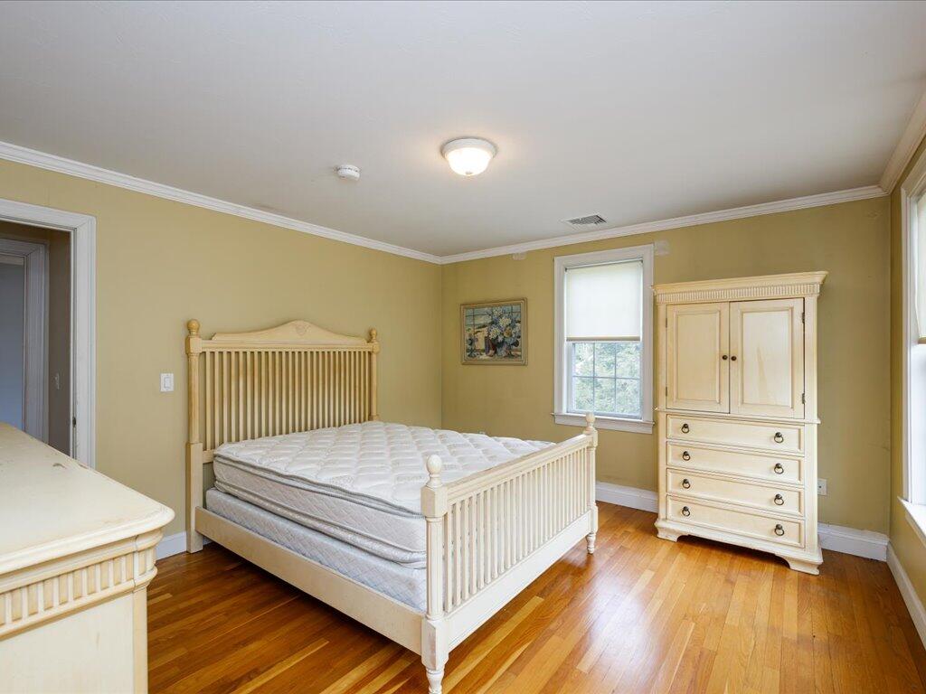 635 Santuit-newtown Road Barnstable MA 02648