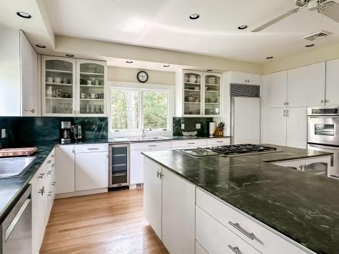 31 Josiah Sachem Way West Tisbury MA 02575