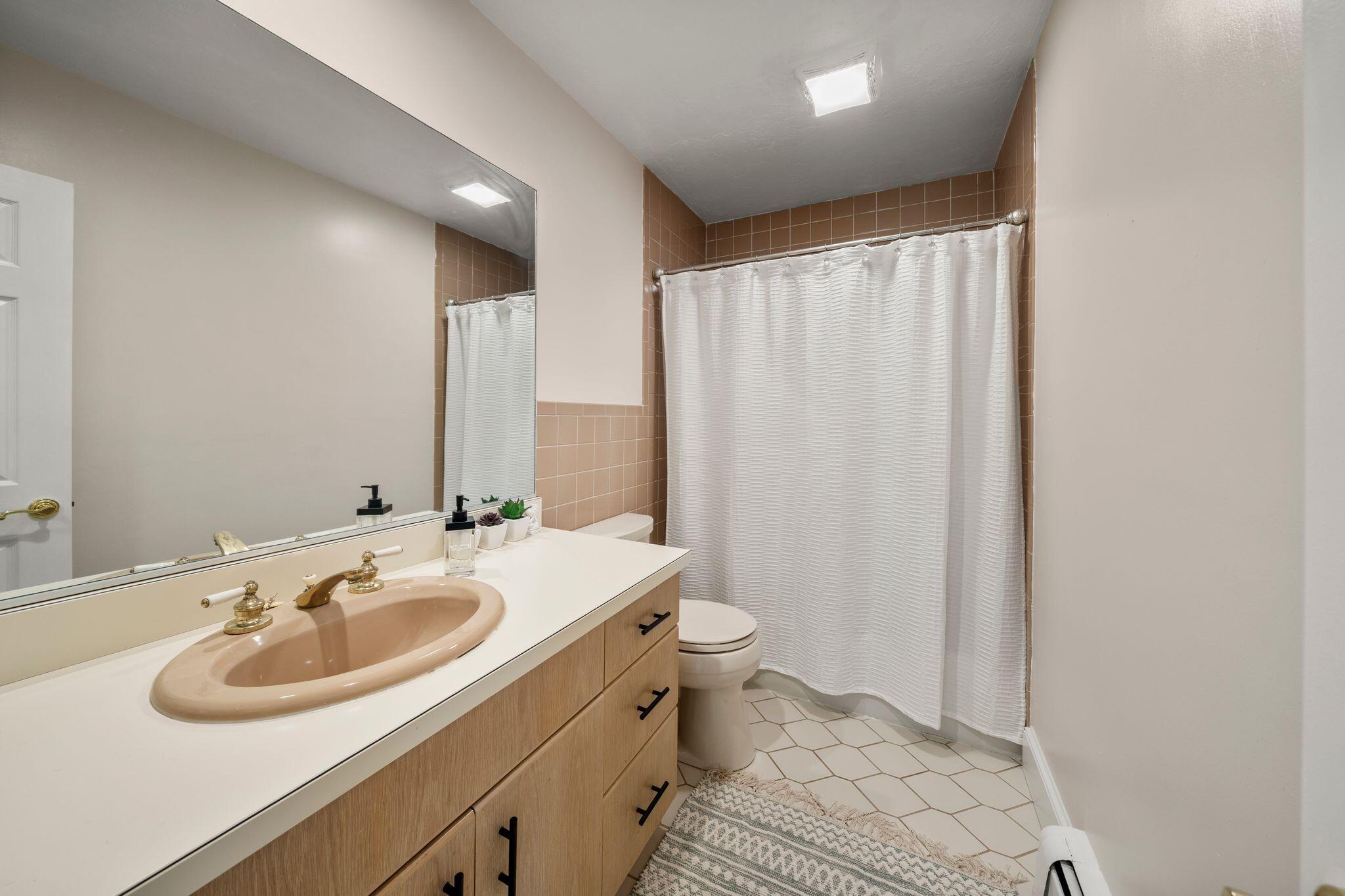 24 Winding Way Plymouth MA 02360