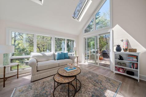 24 Winding Way Plymouth MA 02360