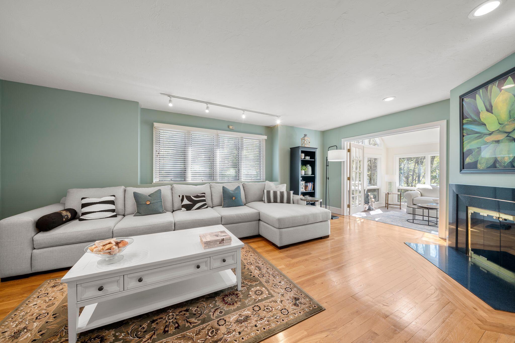 24 Winding Way Plymouth MA 02360