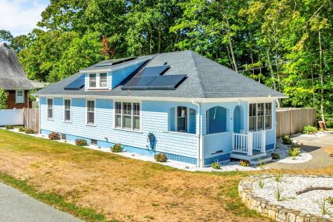22 Bay View Avenue Bourne MA 02553
