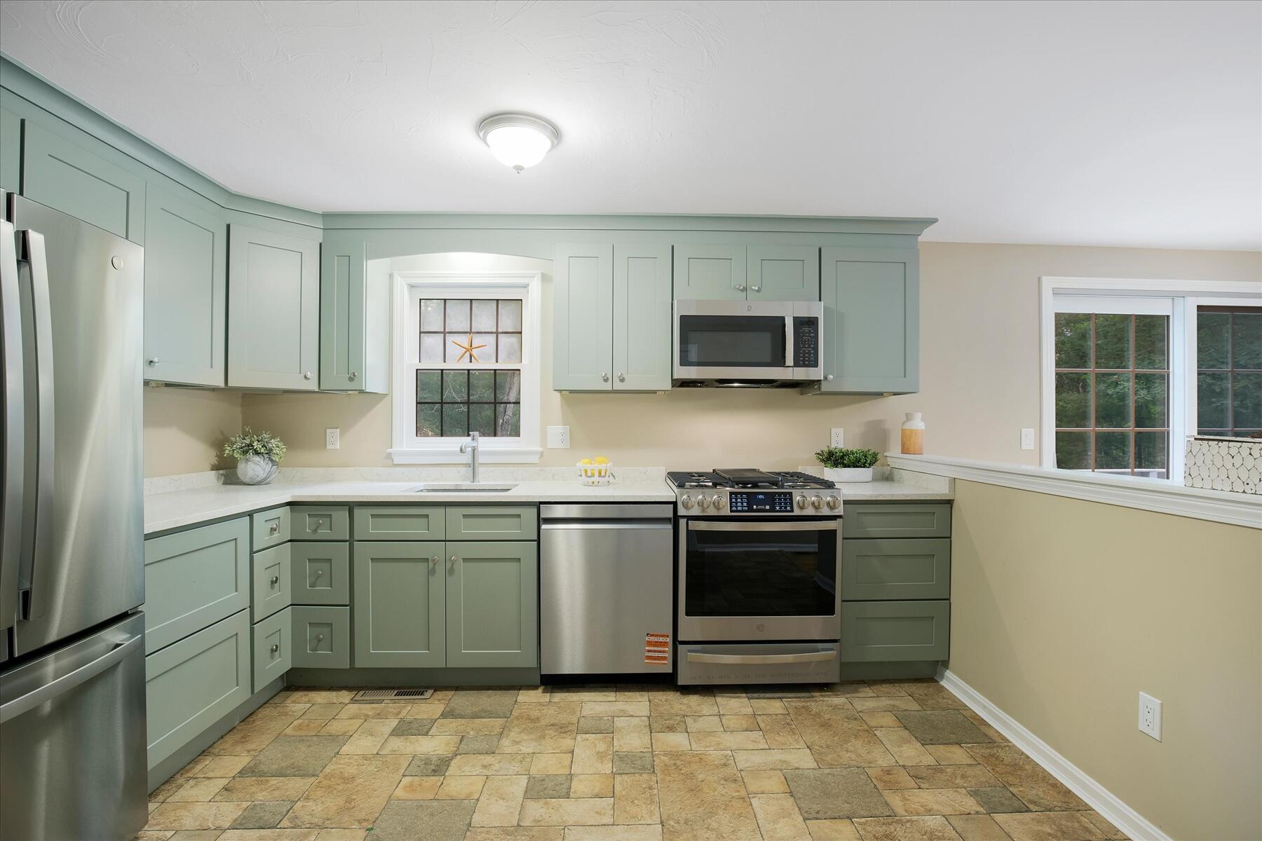 30 Currycomb Circle West Barnstable MA 02668