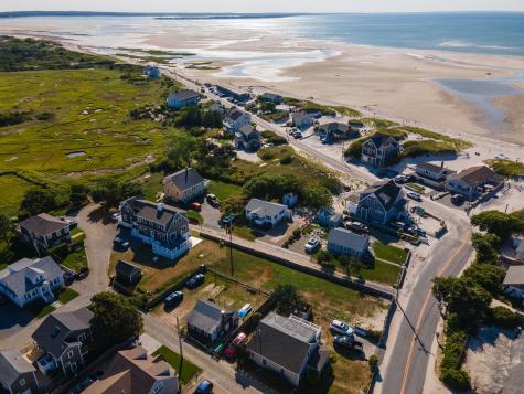 4 Spadoni Way Dennis MA 02638