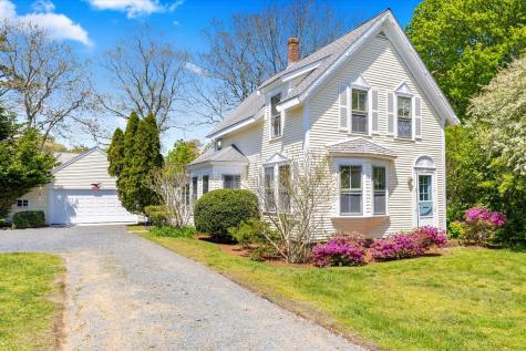 34 Oak Street Harwich MA 02645
