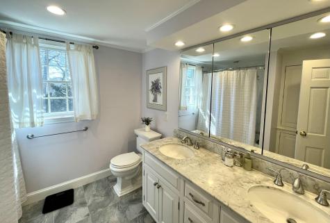 40 Riverview Lane Barnstable MA 02632