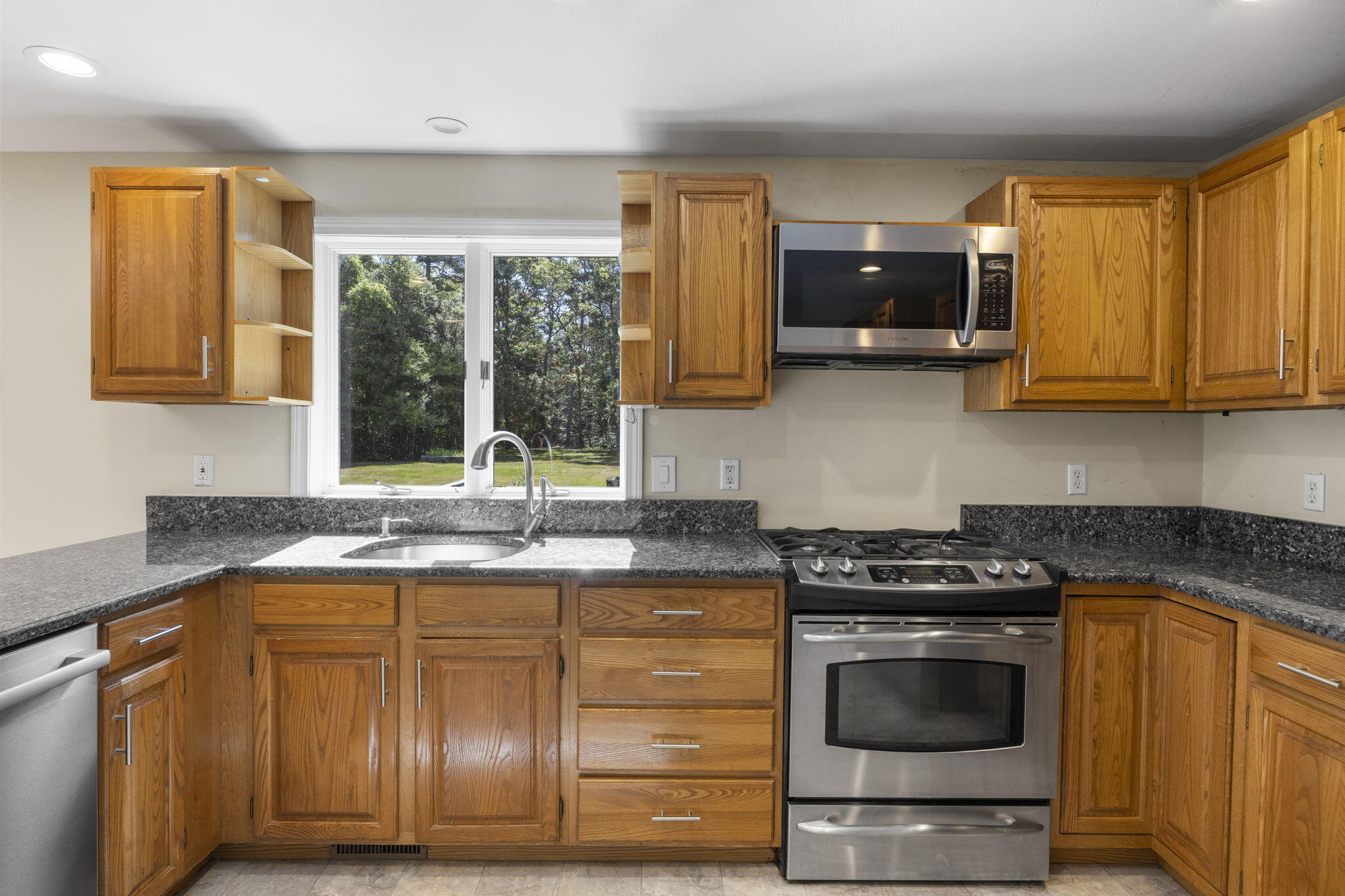 12 S Sandwich Road Sandwich MA 02563