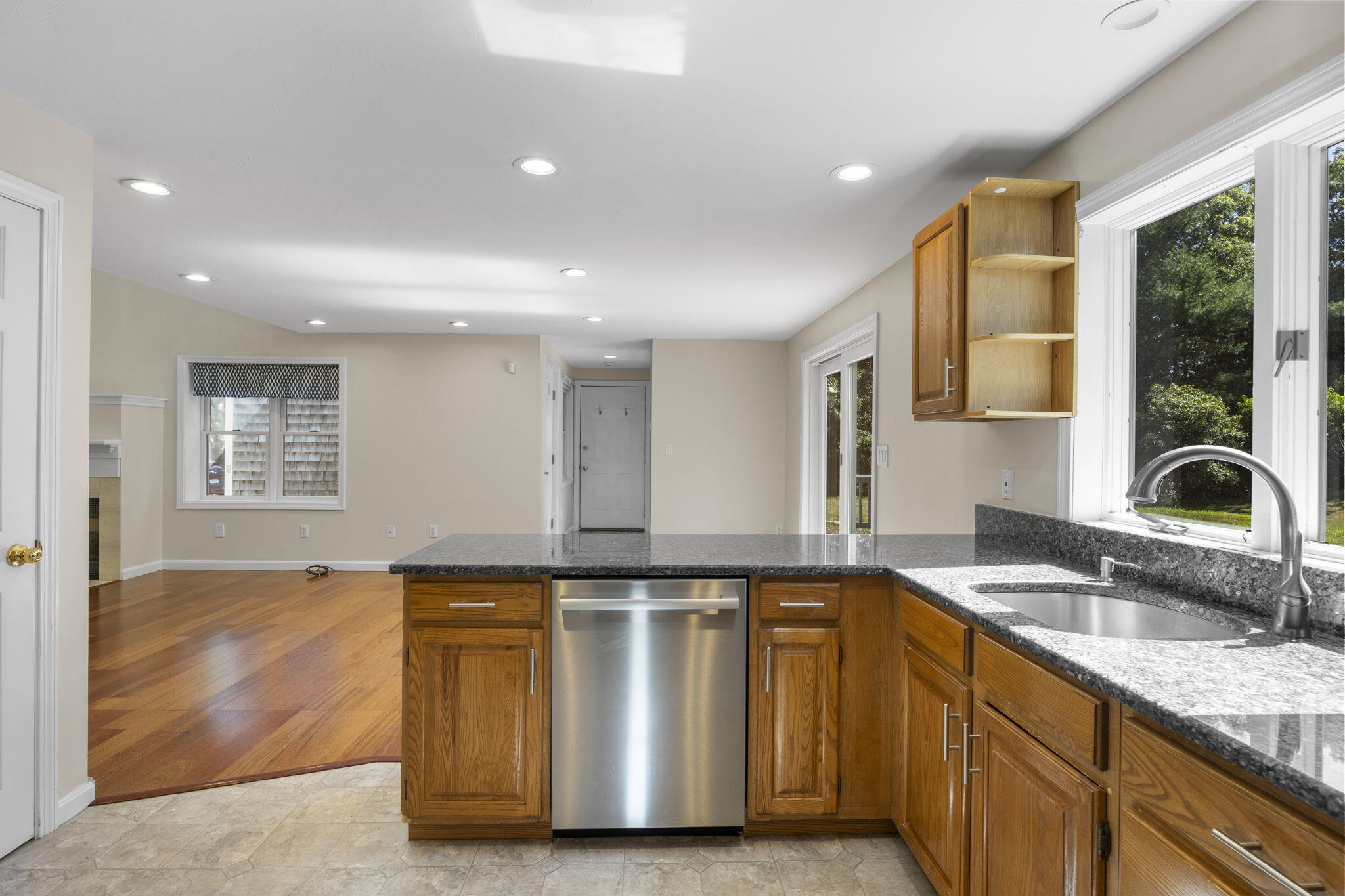 12 S Sandwich Road Sandwich MA 02563