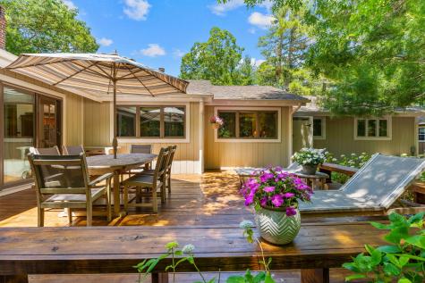 261 Fells Pond Road Mashpee MA 02649