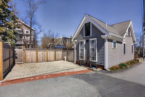 19 W Vine Street Provincetown MA 02657