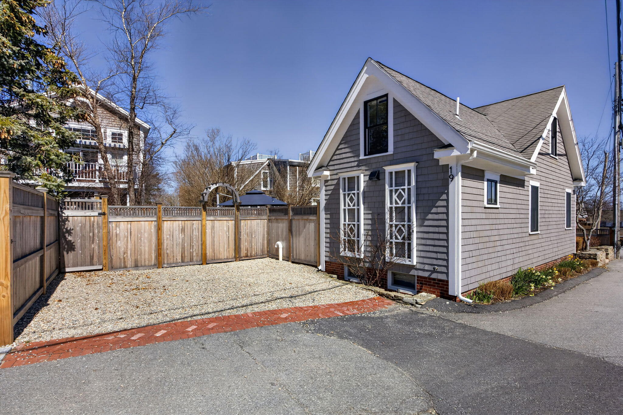 19 W Vine Street Provincetown MA 02657