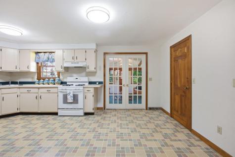38 Mcnamara Avenue West Yarmouth MA 02673