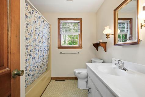 38 Mcnamara Avenue West Yarmouth MA 02673