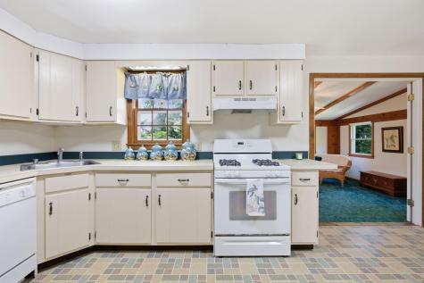 38 Mcnamara Avenue West Yarmouth MA 02673