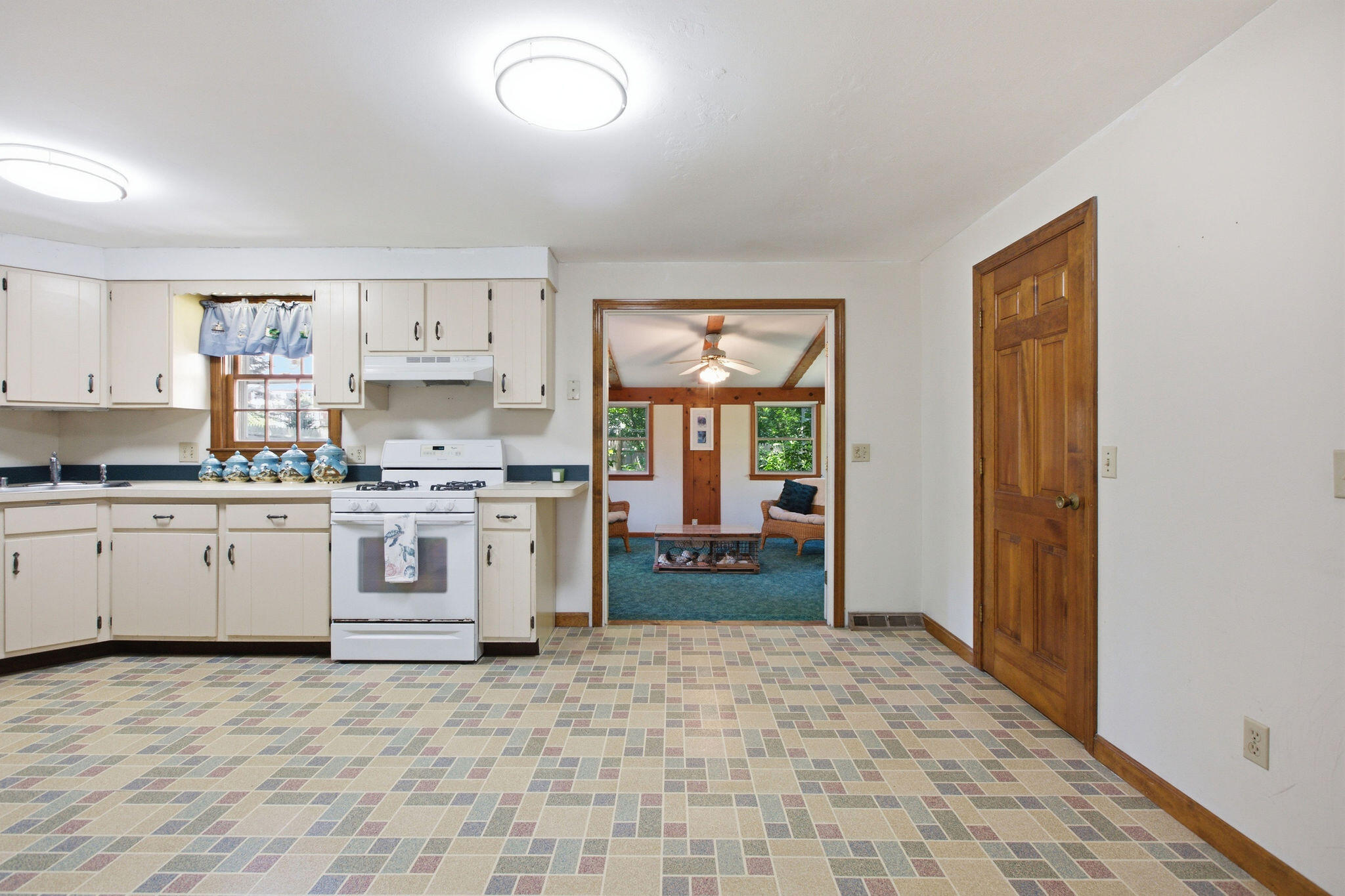 38 Mcnamara Avenue West Yarmouth MA 02673