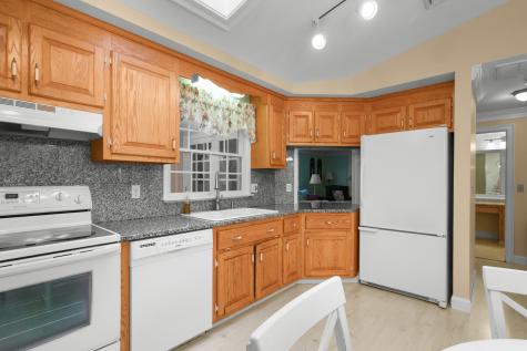 87 Foxglove Road Barnstable MA 02632