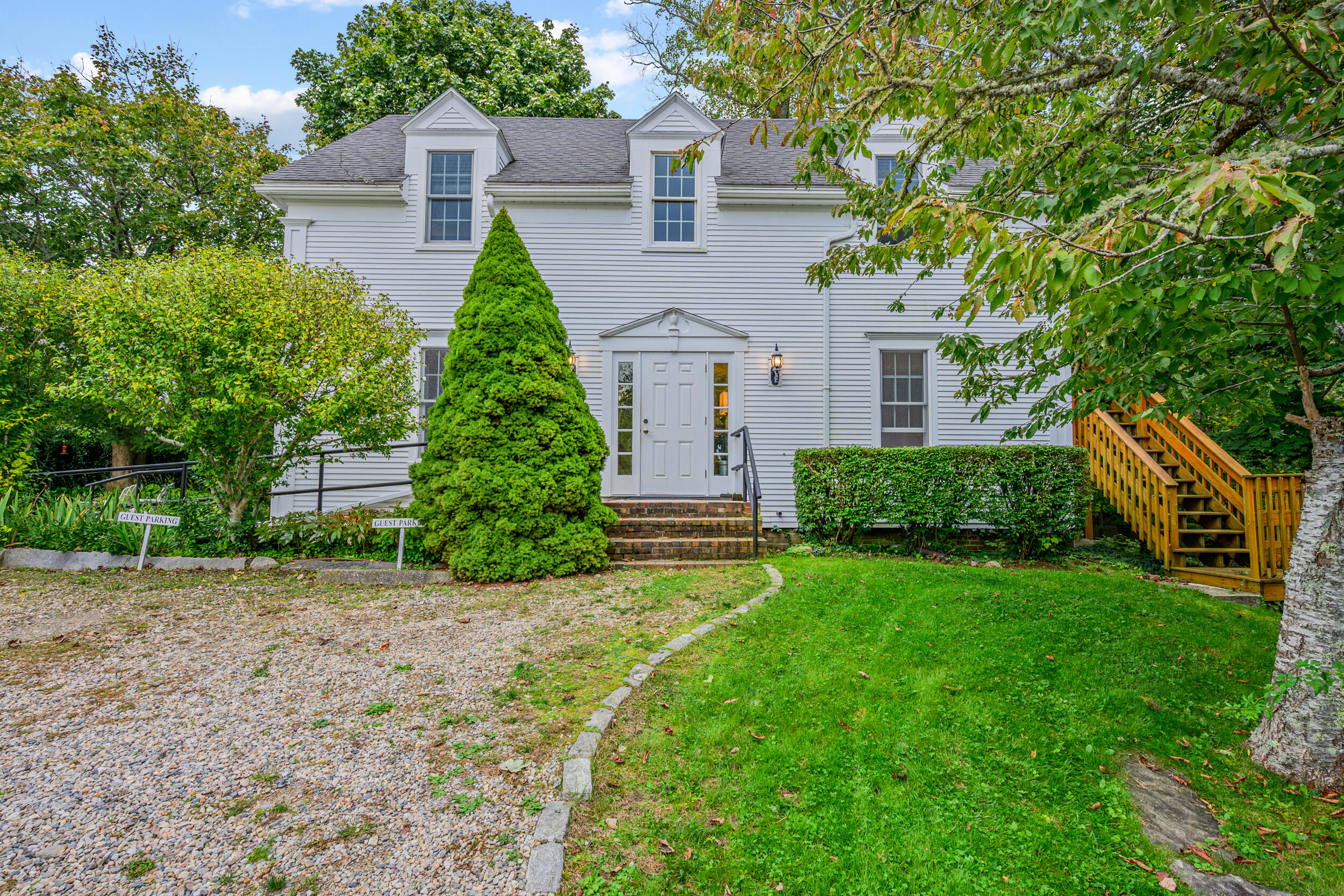 77 Main Street Yarmouth Port MA 02675