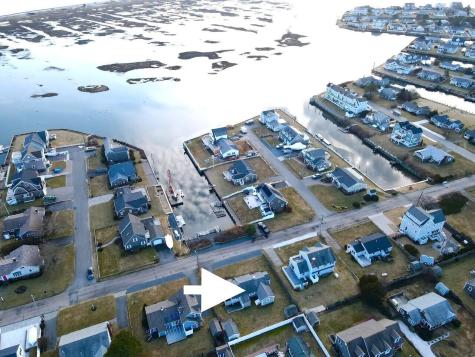 32 Surfside Road Dennis MA 02670