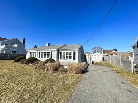 32 Surfside Road Dennis MA 02670