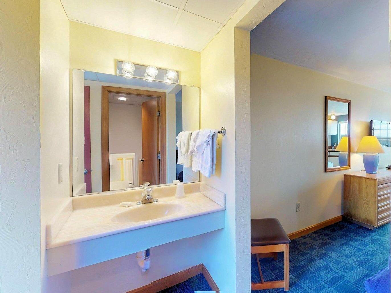 179 Shore Road Truro MA 02666