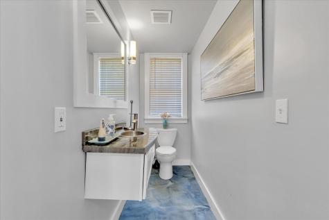 627 S Main Street Barnstable MA 02632