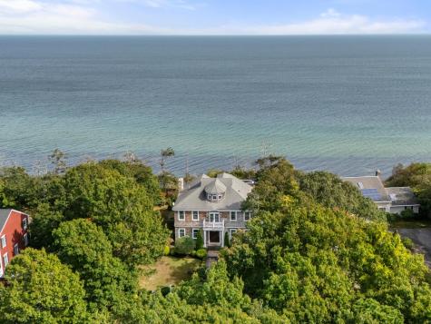 31 Monisa Kay Drive Plymouth MA 02360