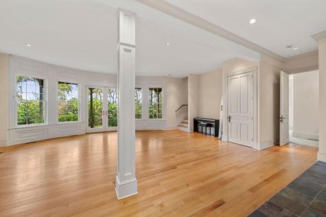 31 Monisa Kay Drive Plymouth MA 02360