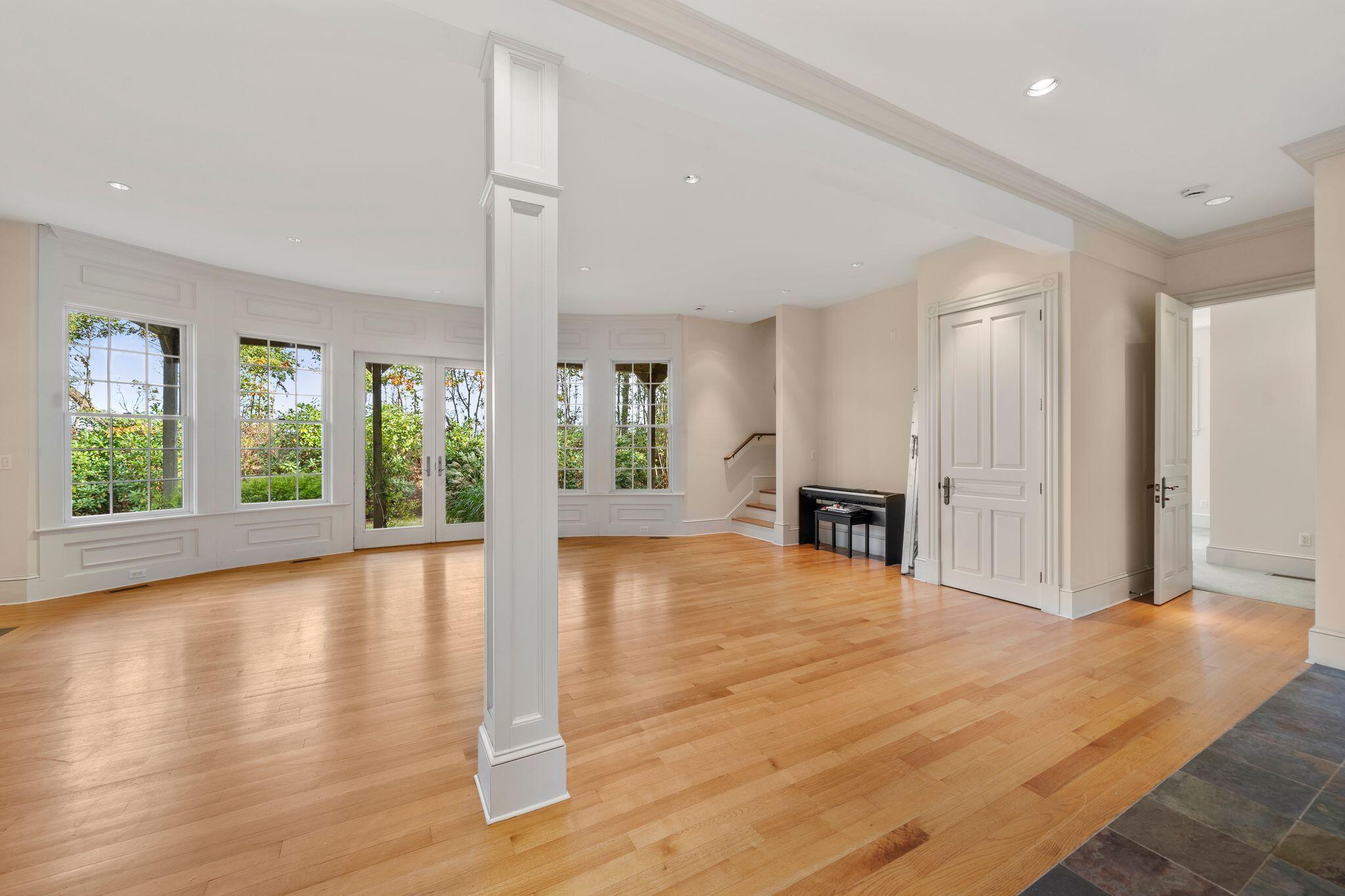 31 Monisa Kay Drive Plymouth MA 02360