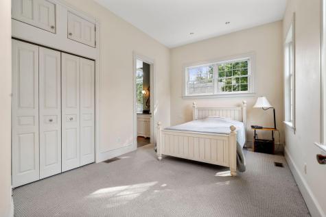 31 Monisa Kay Drive Plymouth MA 02360