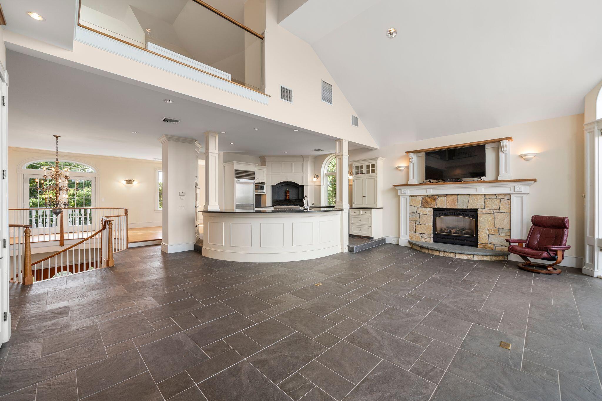 31 Monisa Kay Drive Plymouth MA 02360