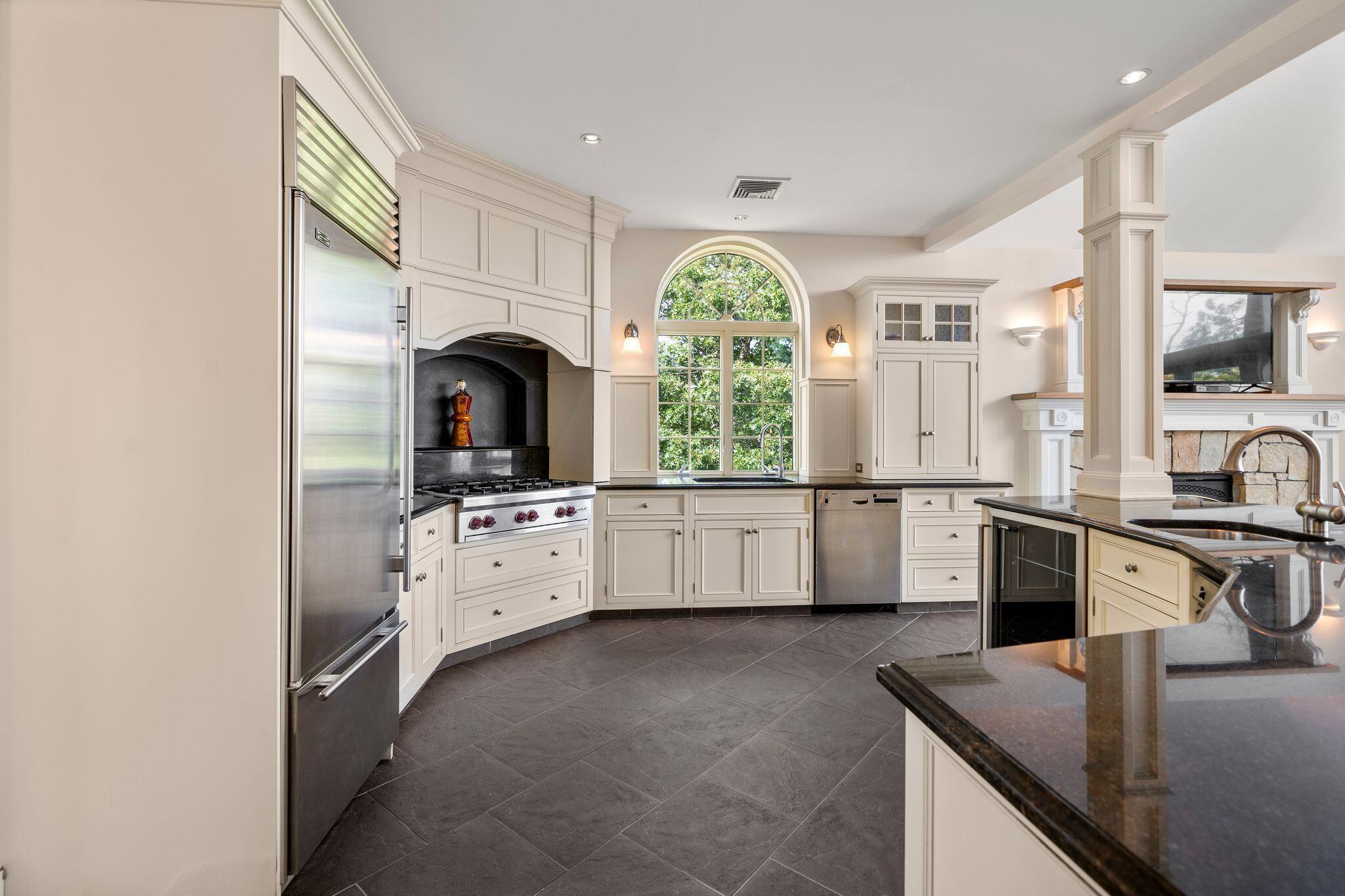 31 Monisa Kay Drive Plymouth MA 02360