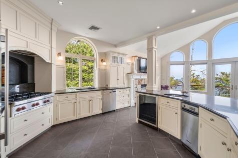 31 Monisa Kay Drive Plymouth MA 02360