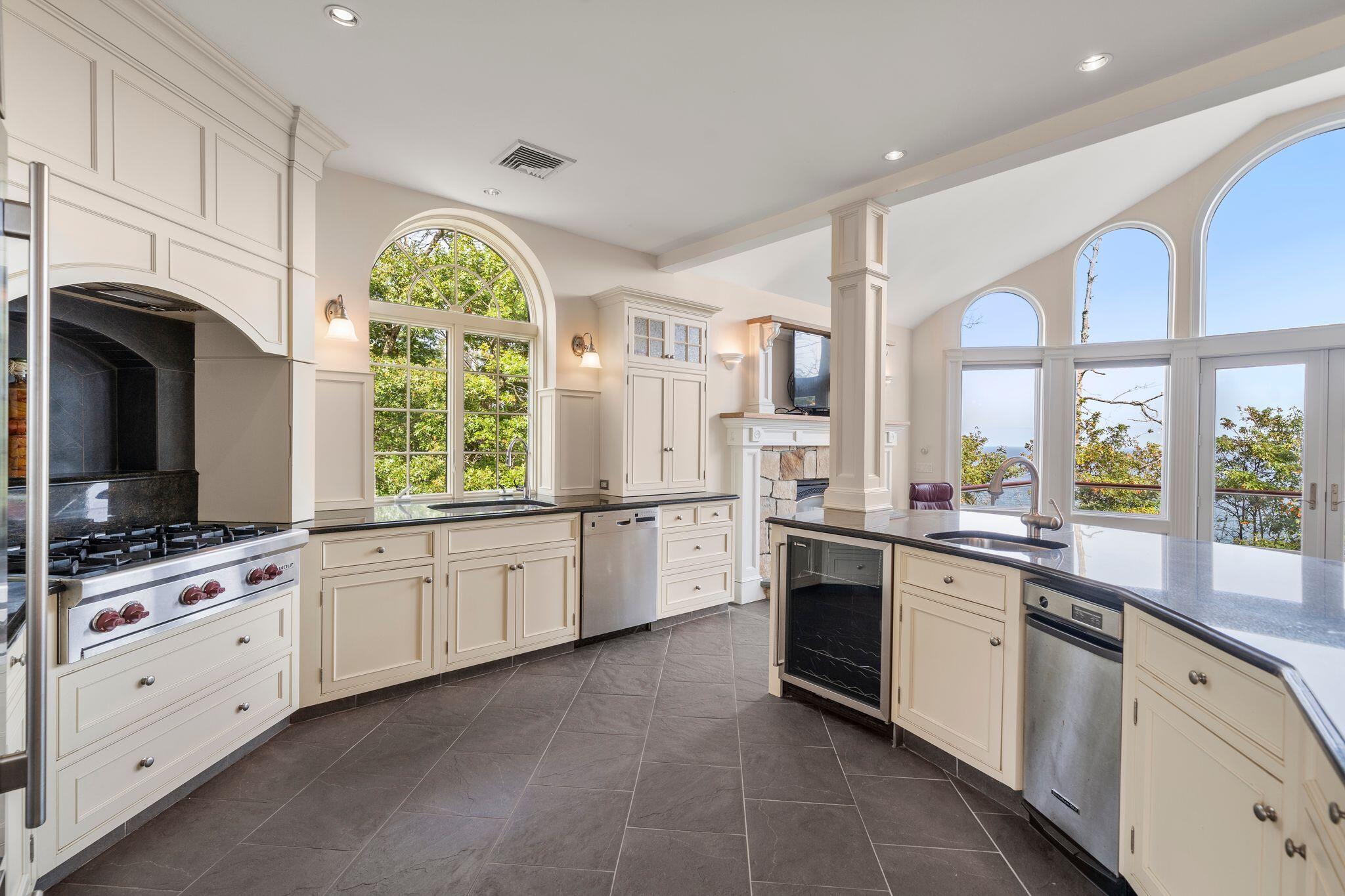 31 Monisa Kay Drive Plymouth MA 02360