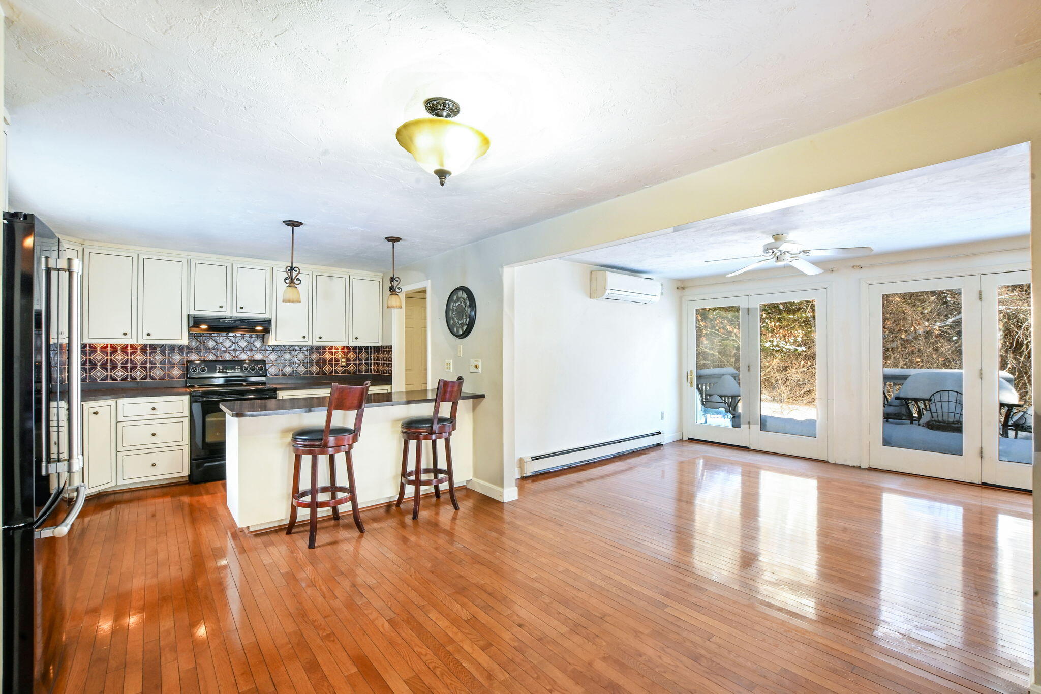 129 Colonial Way Falmouth MA 02540