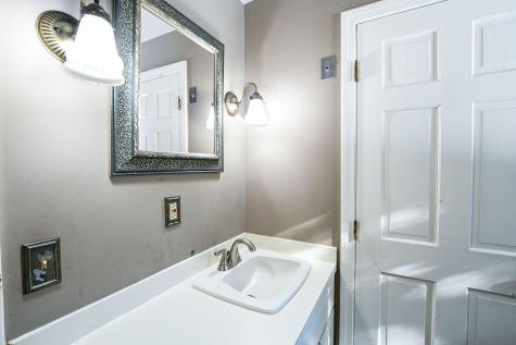 129 Colonial Way Falmouth MA 02540