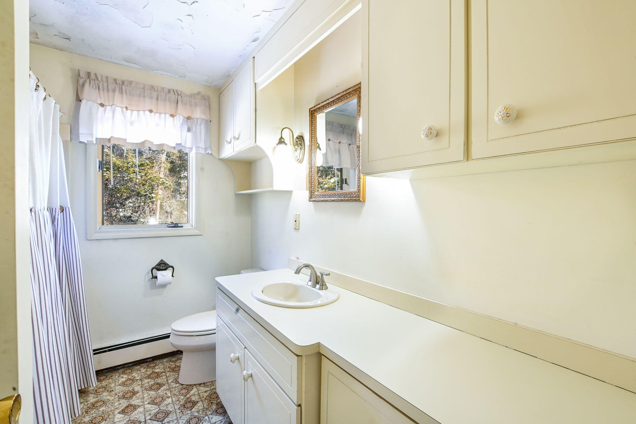 129 Colonial Way Falmouth MA 02540