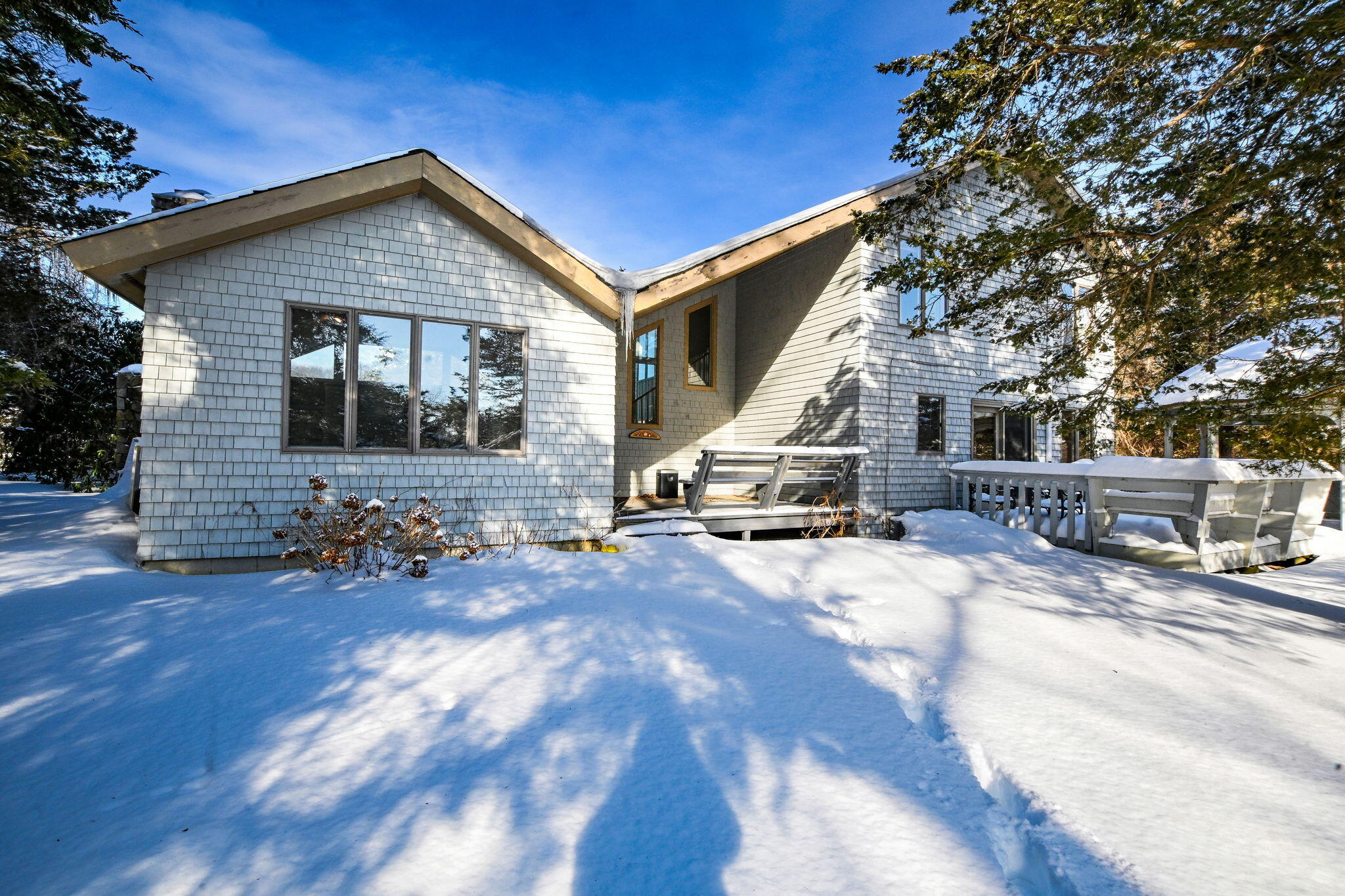 129 Colonial Way Falmouth MA 02540