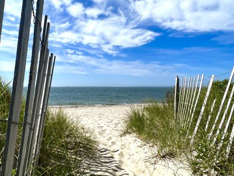 129 Colonial Way Falmouth MA 02540