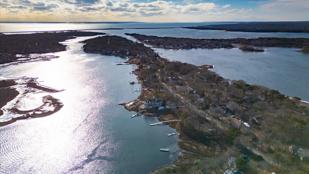 197 Monomoscoy Road Mashpee MA 02649