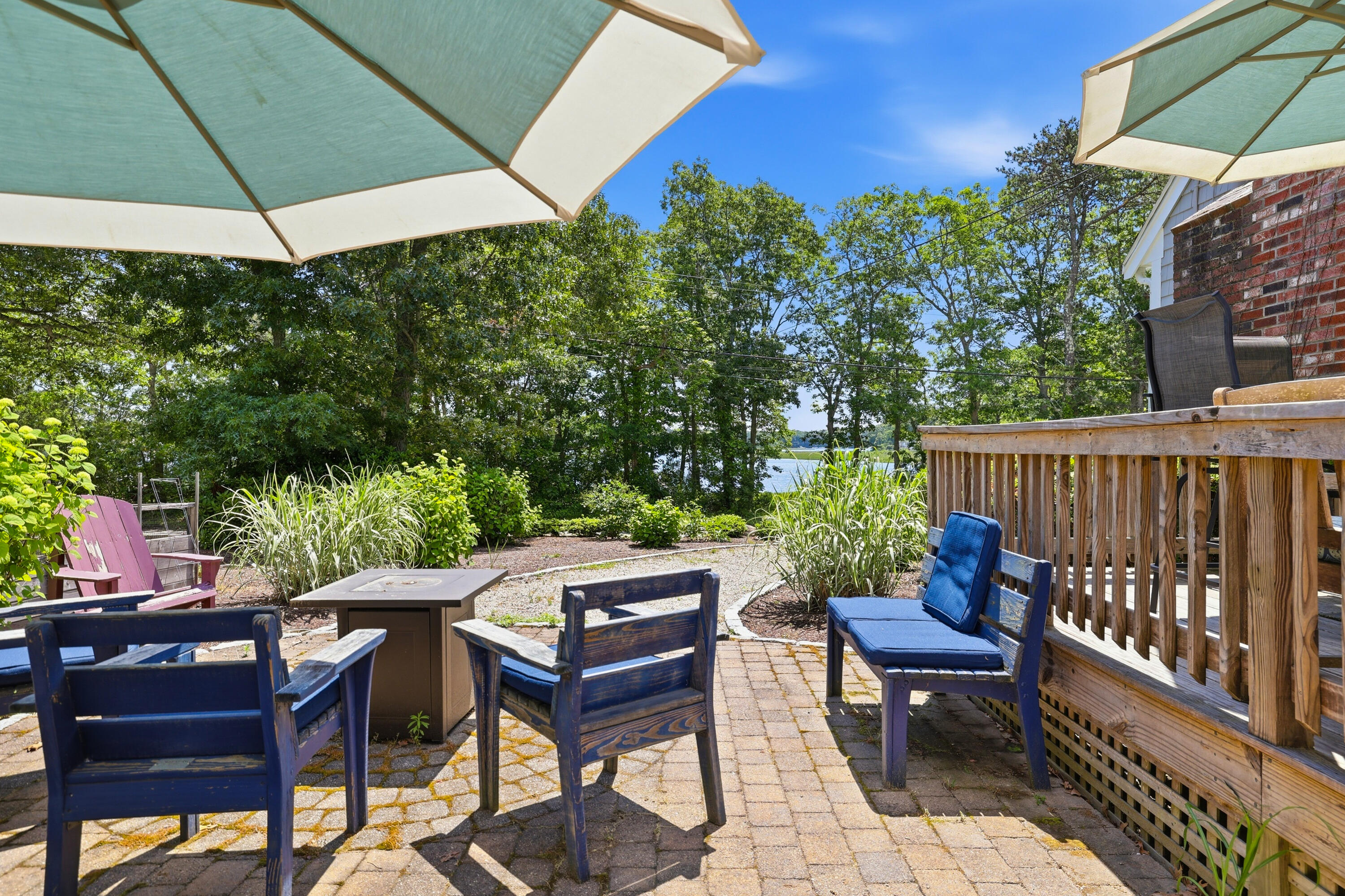 197 Monomoscoy Road Mashpee MA 02649