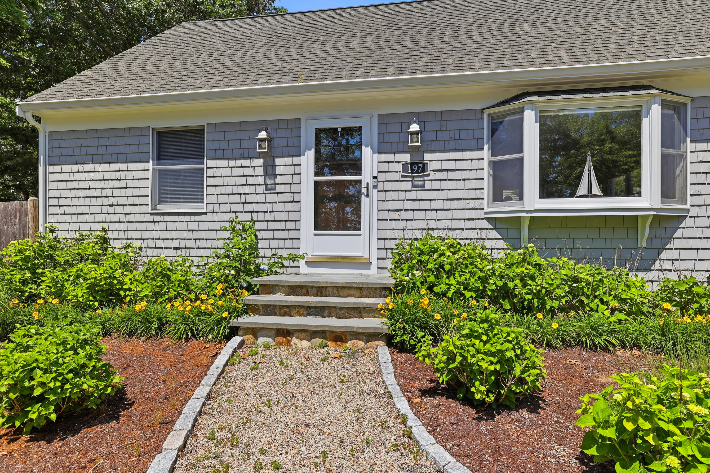 197 Monomoscoy Road Mashpee MA 02649