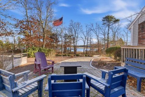 197 Monomoscoy Road Mashpee MA 02649